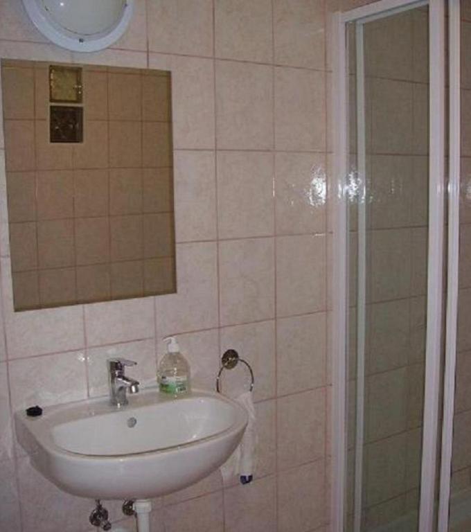Bed and Breakfast Benyei Fogado Panzio Es Etterem Erdőbénye Exterior foto